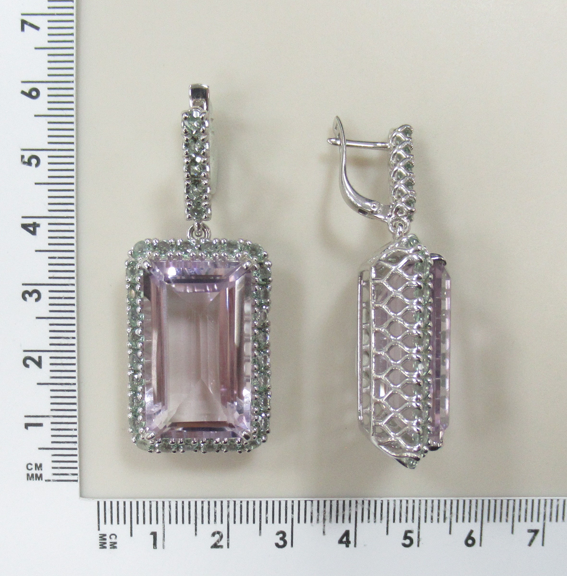 Серебряные серьги с аметистами